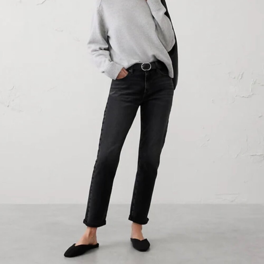 Banana Republic Factory Girlfriend Mid-Rise Jean - Dark Wash - L